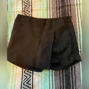 ✨3/$20 Express High waist mini skort